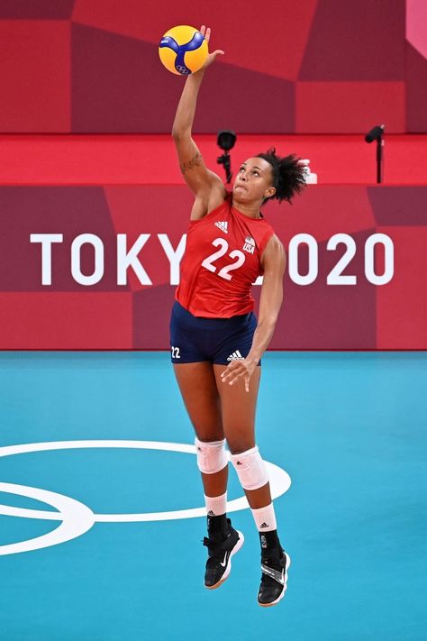 Haleigh Washington (USA) 🥇 Volleyball • Tokyo 2020 Olympics Womens Olympic Volleyball, Volleyball Olympics, Olympic Volleyball, Usa Volleyball, Mamba Mentality, 2020 Olympics, Usa Olympics, Washington Usa, Tokyo 2020