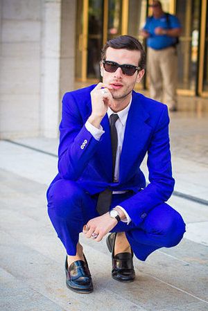 I want a cobalt blue suit. Cobalt Blue Suit Men, Man Blue Suit, Men Work Outfits, Cobalt Blue Suit, Suit For Groom, Prom Portraits, Dinner Summer, Royal Blue Suit, Blue Suits