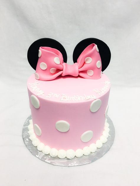 Pink Mini Mouse Cake, Small Minnie Mouse Cake, Minnie Smash Cake, Pink Minnie Mouse Cake, Minnie Mouse Smash Cake, 1st Birthday Foods, Summer Birthday Cake, Minnie Mouse Birthday Cake, Minnie Mouse Theme Party