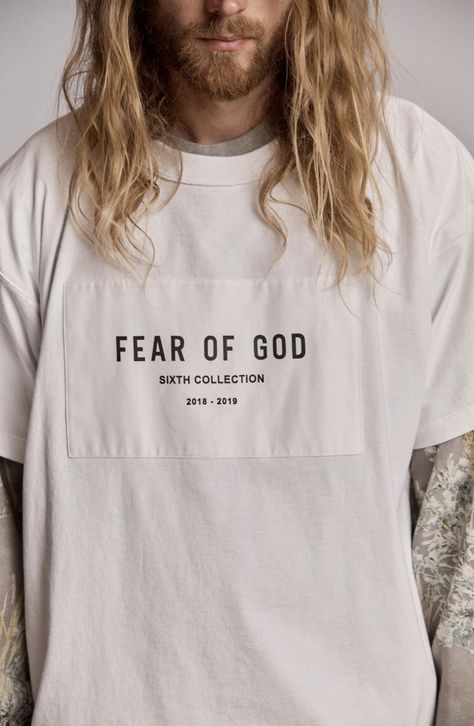 Winter Pullover Outfits, Minimal Shirt Design, Design Jersey, Christmas T Shirt Design, Shirt Design Inspiration, Shirt Print Design, Aesthetic Shirts, Fear Of God, Tee Shirt Designs