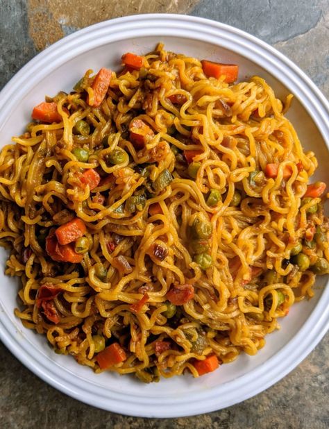 Maggi recipe in quickly Maggie Recipes, Food Varieties, Maggi Noodles, Maggi Recipes, Cafe Pictures, Beautiful Profile, Fav Food, Amazing Food Art, Vegetarian Snacks Recipes