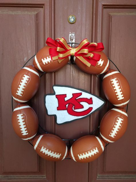 Kc Chiefs Diy Decor, Diy Kc Chiefs Crafts, Kc Chiefs Party Decorations, Chiefs Decorations Diy, Football Christmas Decorations, Dollar Tree Football Decor, Kansas City Chiefs Superbowl Party, Kc Chiefs Wreath, Diy Chiefs Decor