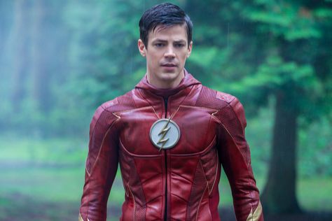 Grant Gustin Slams Body Shamers Who Mocked Him After The Flash Costume Surfaces Online Flash Season 4, Barry Allen Flash, Cw Flash, Cisco Ramon, Flash Costume, Superhero Shows, Team Flash, Flash Barry Allen, The Cw Shows