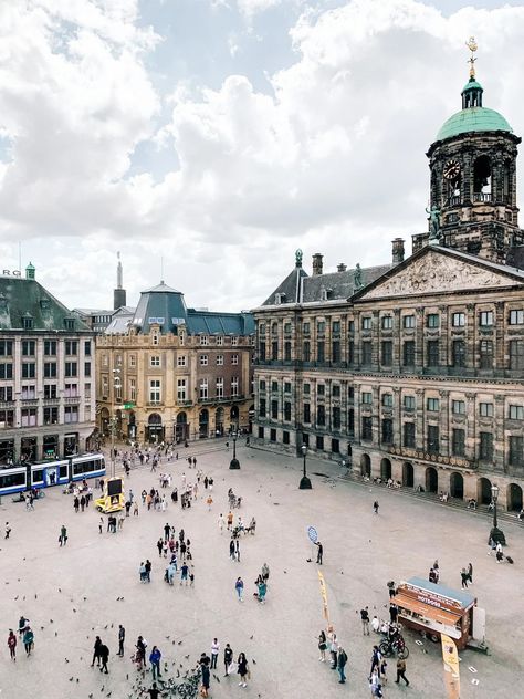 Dam Square Amsterdam Aesthetic, Amsterdam Dam Square, Cool Museums, Best Hotels In Amsterdam, Amsterdam Travel Guide, Amsterdam Photography, Dam Square, Cool Pics, Visit Amsterdam