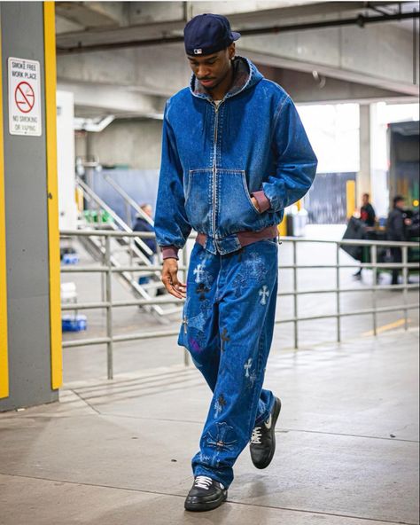 Tunnel Fits, Blue Jeans Outfit Men, Shai Gilgeous Alexander, Korean Street Fashion Men, Nba Outfit, Celebrity Style Icons, Nba Fashion, Blue Jean Outfits, Streetwear Fits