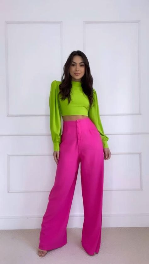 Dress Pants Outfits, Stylish Blouses, Colour Combinations Fashion, Color Combos Outfit, Neon Outfits, Color Blocking Outfits, Color Combinations For Clothes, Trendy Blouses, Elegante Casual