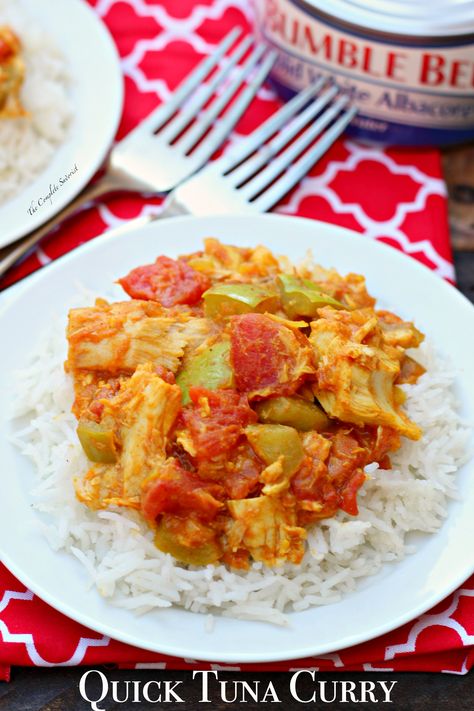 Tuna Curry, Slow Cooker Ratatouille, Tuna Dishes, Jasmine Rice Recipes, Canned Salmon Recipes, Canned Tuna Recipes, Cooking Basmati Rice, Sauteed Zucchini, Tuna Recipes