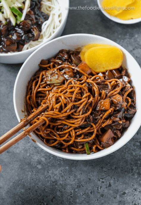 Vegan Jjajangmyeon (Noodles in Black Bean Sauce) Vegan Jjajangmyeon, Kimchi Soup Recipe, Black Bean Noodles, Bottom Kook, Bean Noodles, Wheat Noodles, Bean Sauce, Kimchi Fried Rice, Kimchi Recipe