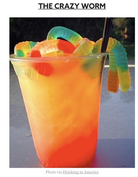 Drink Vodka, Juice Splash, Gummy Worm, Tipsy Bartender, Gummy Worms, Alcohol Recipes, Slushies, Adult Drinks, Party Drinks