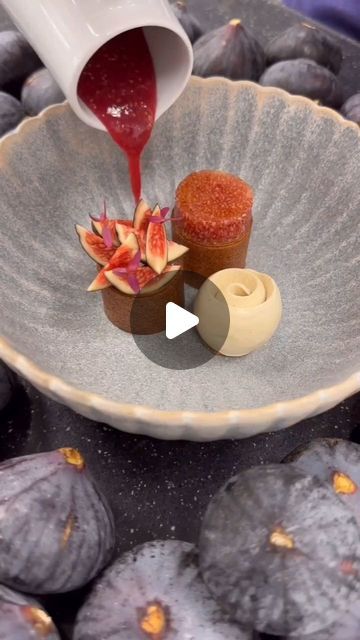 Fig Desserts, Dessert Plating Ideas, Plating Dessert, Fig Dessert, Creative Composition, Desserts Homemade, Restaurant Plates, Fine Dining Desserts, Tasty Cakes