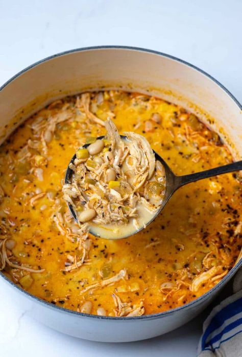 White Chicken Chilli, Creamy White Chicken Chili Recipe, Chili Recipe Stovetop, Cream Cheese Chicken Chili, A Southern Soul, White Chicken Chili Recipe, Make Shredded Chicken, Creamy White Chicken Chili, Oat Recipes Healthy