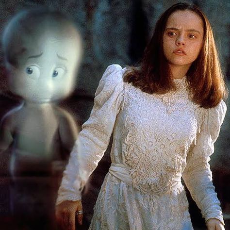 Christina Ricci Casper, Casper 1995, 31 Nights Of Halloween, 1995 Movies, Spooky Movies, Casper The Friendly Ghost, Mazzy Star, Movie Facts, Friendly Ghost