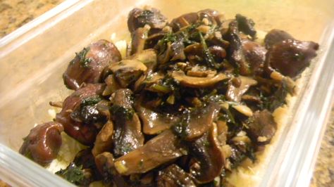 Duck Gizzards Recipe, Gizzard Recipe, Chinese Duck, Chinese Chicken Wings, Gizzards Recipe, Mushroom Wine Sauce, Almond Chicken, Paleo Crockpot, Red Wine Sauce