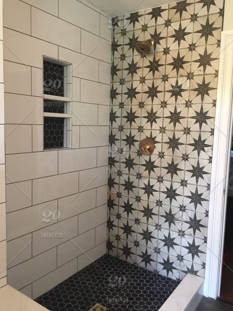 Star Tile Bathroom, Star Tiles Bathroom, Bathroom Shower Remodel, Houses Inspiration, Tile Shower Niche, Log Home Kitchens, Black And White Tiles Bathroom, White Tile Shower, Star Tile