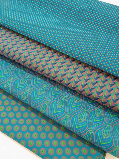 lowry fabrics - south africa Green Shweshwe, Shweshwe Dresses Patterns, African Traditional Wear, Aboriginal Dot Art, Shweshwe Dresses, Dresses Patterns, African Inspired Clothing, African Fabrics, African Traditional Dresses