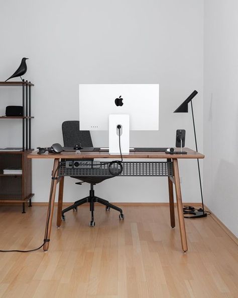 Imac Setup, Imac Desk, Imac Desk Setup, Most Pinned, Clean Workspace, Mac Setup, Minimalist Home Office, Home Studio Setup, Desktop Setup