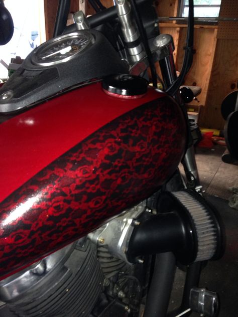 My Old Skool lace paint job. Lace Paint Job, Honda Shadow 600, Motorcycle Art Painting, Custom Motorcycle Paint Jobs, Motorcycle Ideas, Motorcycle Paint, Tank Art, Motorcycle Paint Jobs, Lace Painting