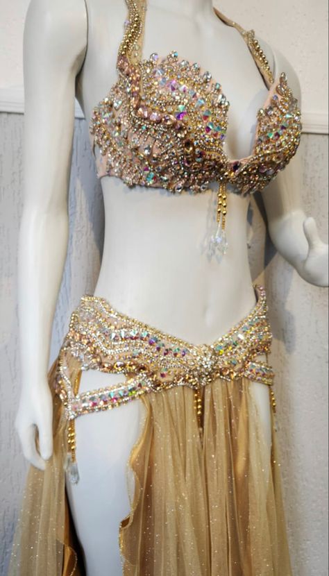 Gold Belly Dance Outfit, Belly Dancing Clothes, Belly Dancer Outfits Black, White Belly Dance Costume, Lace Long Skirt, Bellydance Costume, Belly Dance Outfit, Goddess Costume, Fab Dress