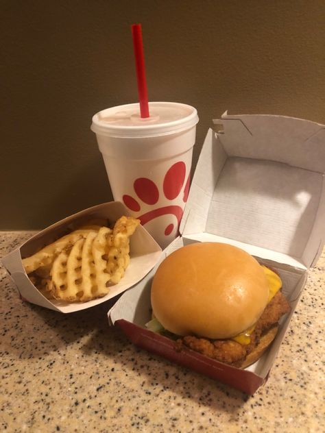 Chick Fa La Chicken Sandwich, Spicy Chicken Sandwich Chick Fil A, Chic Fil A Chicken Sandwich, Chick Fil A Spicy Chicken Sandwich, Chic Fil A Aesthetic, Chicken Sandwich Chick Fil A, Chick Fil A Aesthetic, Chick Fil A Chicken Sandwich, Chick Fil A Chicken Sandwich Recipe