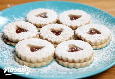 Baracklekváros linzer | Nosalty Christmas In Switzerland, Window Cookies, Linzer Cookies Recipe, Holidays Recipes, Money Savvy, Christmas Easy, Linzer Cookies, Filled Cookies, Sugar Cookie Dough