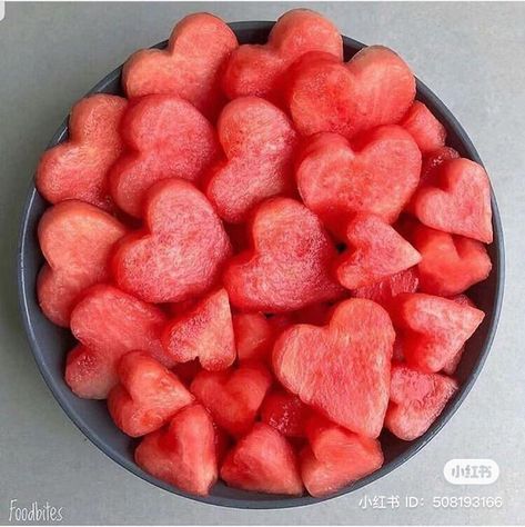 Summer Snacks, Healthy Food Motivation, Food Travel, Food Obsession, Healthy Snacks Recipes, Pretty Food, Food Cravings, I Love Food, Aesthetic Food