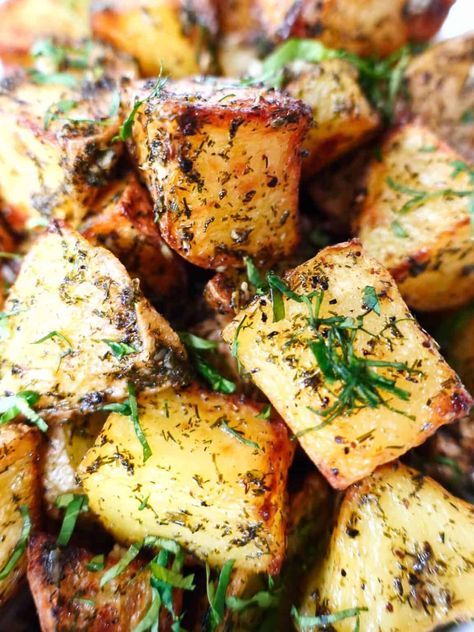 Lemon Dill Potatoes - Next in Lime Bring To Bbq, Ideas For Side Dishes, Yummy Side Dishes, Lemon Dill Dressing, Bring To A Bbq, Dill Potatoes, Dill Recipes, Potatoes In Oven, Dill Dressing