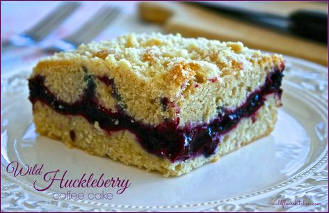 Huckleberry Crumble, Huckleberry Recipes, Cranberry Coffee Cake, Blueberry Coffee Cake Recipe, Homemade Coffee Cake, Breakfast Cakes, Cake Recipes At Home, Streusel Coffee Cake, Cowboy Coffee