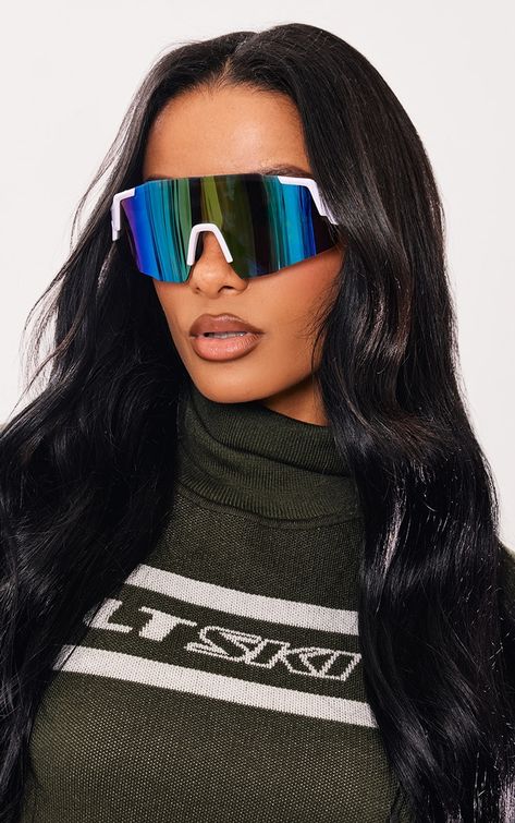 Visor Glasses Aesthetic, Sporty Outfits Women, Sporty Visor, Braces And Glasses, Visor Glasses, Pit Vipers, Pretty Sunglasses, Sunglasses Aesthetic, Visor Sunglasses