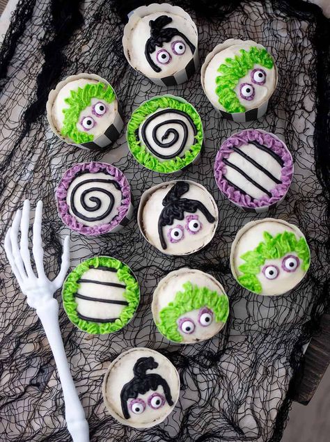 Frankinstine Cupcakes, Beetlejuice Cupcake Ideas, Beetle Juice Cupcakes, Beetlejuice Desserts, Beetlejuice Cupcakes, Wednesday Cupcakes, Vegan Buttercream Frosting, Vanilla Muffins, Vegan Buttercream