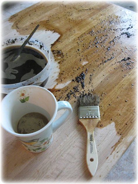 Staining wood with coffee. This lady's countertop is really quite impressive! Ormanlık Alan, Stain Wood, Coffee Stain, Wooden Counter, Burger Bar, Coffee Staining, Old Wood, Diy Hacks, Counter Top