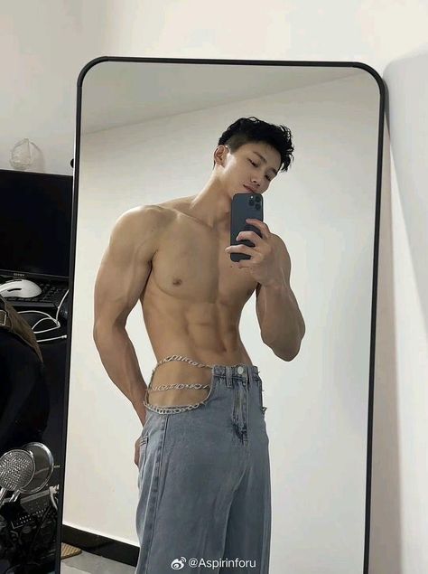 Asian Male Model, Men Abs, Handsome Asian Men, Hot Asian Men, Men Stylish Dress, Cute Asian Guys, Anime Guys Shirtless, Aesthetic Guys, Muscular Men