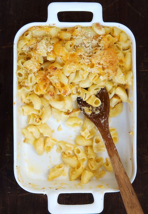 Just wanted to share this delicious recipe from Lidia Bastianich with you - Buon Gusto! Macaroni and Cheese Lidias Italy Recipes, Lidia's Recipes, Lidia Bastianich, Italian Dinner Recipes, Meatless Main Dishes, Stroganoff Recipe, Cheese Dishes, Star Food, Macaroni Cheese