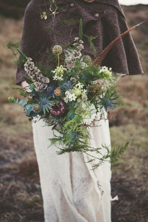 Winter Solstice Celebration, Winter Wedding Planning, Wedding Company, Celtic Wedding, Scottish Wedding, Irish Wedding, Natural Wedding, Vintage Nature, Bouquet Of Flowers