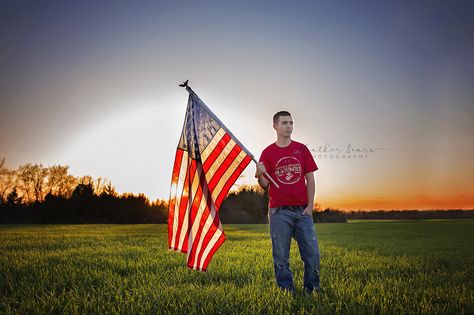 Future Marine, Marine Military, Senior Photos Boys, Posing Photography, Senior Boy Photography, Senior Boy Poses, Male Senior Pictures, Senior Portrait Poses, Country Senior Pictures