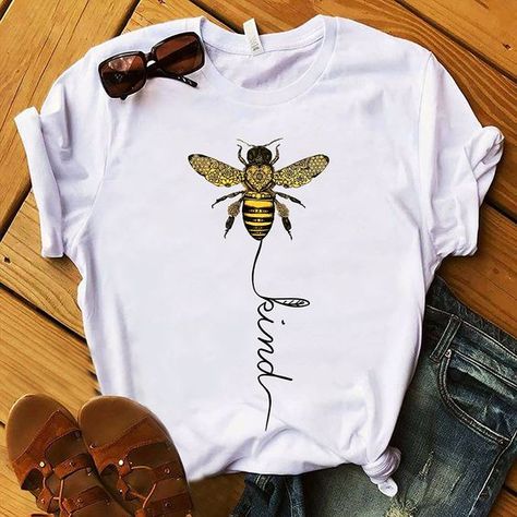 Hippie t shirts, hippie be kind, hippie outfits, hippie fashion. Summer Tee Shirts, T Shirt Painting, Hippie Peace, Bee Kind, Women T Shirt, White T, Short Tops, Sweater Hoodie, Shirt Design