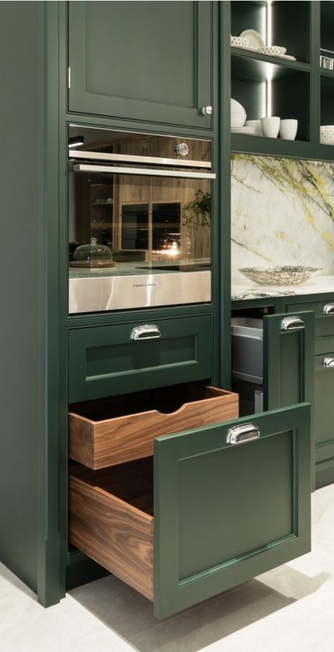 Green Kitchen Cabinets Apartment, Green Oven Kitchen, Green Kitchen Cabinet Tile, Grey And Green Kitchen, Kitchen Cabinet Color Ideas Two Tone, Green Glazed Tiles Kitchen, Green Kit Hen Cabinet, Dark Cabinets Backsplash, Modern Kitchen Design Trends