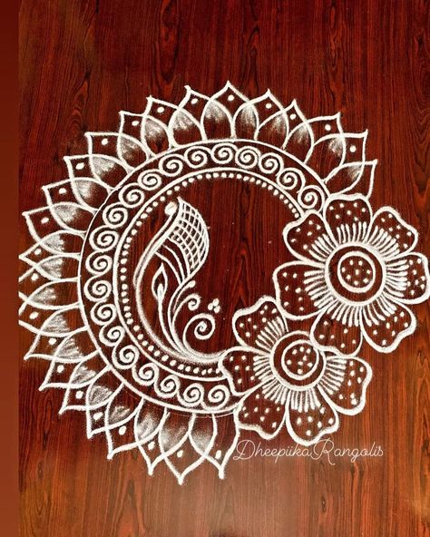 Simple Alpana Designs, Muggulu With Colors, Circle Rangoli Design, Side Rangoli Designs, Modern Rangoli, Side Rangoli, பொங்கல் கோலம், Jhoti Design, New Year Rangoli Design