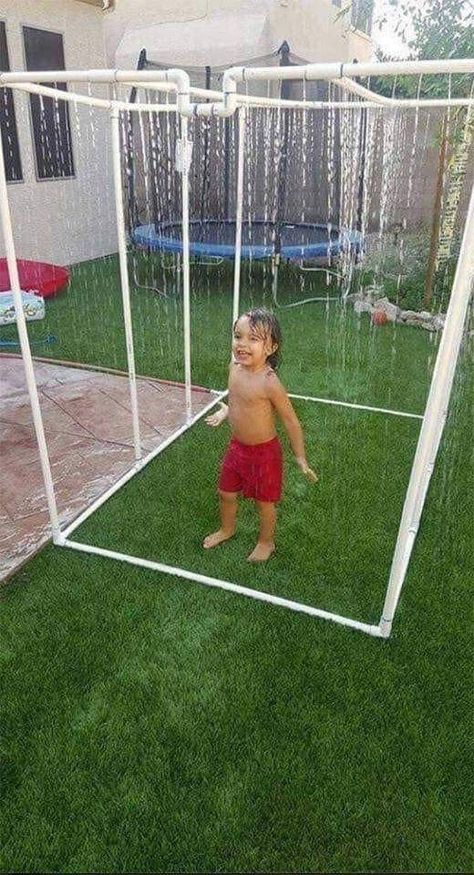 Incredible Recipes Pvc Pipe Sprinkler, Lawn Stars, Diy Splash Pad, Idea For Summer, Backyard Activities, Fawn Design, Laundry Room Layouts, Water Sprinkler, Above Ground Pool Landscaping