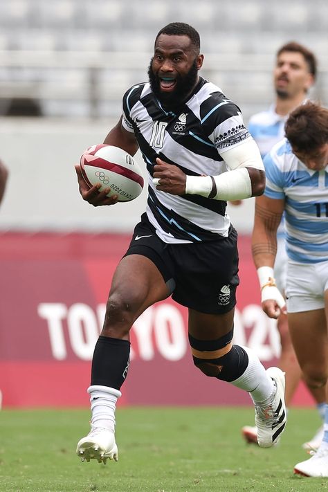 Semi Radradra (Fiji) 🥇 Rugby sevens • Tokyo 2020 Olympics Fiji Rugby, Rugby Sevens, 2020 Olympics, Olympic Athletes, Olympic Sports, Tokyo 2020, Rugby Union, Rugby Players, Island Vibes