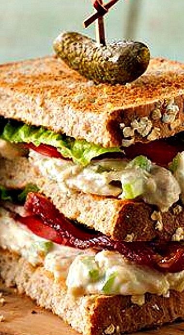 Chicken Salad Club Sandwich Stackers Club Sandwiches, Quick Dinners, Weekday Meals, Salad Recipes For Dinner, Club Sandwich, Salad Sandwich, Soup And Sandwich, Chicken Salad Recipes, Veggie Burger