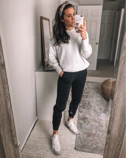 Sweater And Joggers Outfit, Joggers Outfit, Shopping App, Fall Winter Outfits, Crewneck Sweater, Crew Neck Sweater, Winter Outfits, Fall Winter, Crew Neck