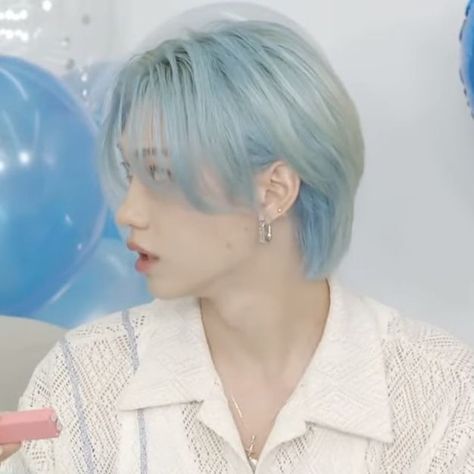 Kpop Blue Icon, Icy Blue Hair, Light Blue Hair, Party Icon, Mint Hair, Felix Skz, Hair Icon, S Icon, Lee Felix