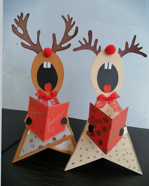 Christmas Stage Decorations, Christmas Ceiling Decorations, Recycled Christmas Decorations, Classroom Christmas Decorations, Christmas Door Decorating Contest, Christmas Stage, Christmas Props, Egg Carton Crafts, Atv Riding