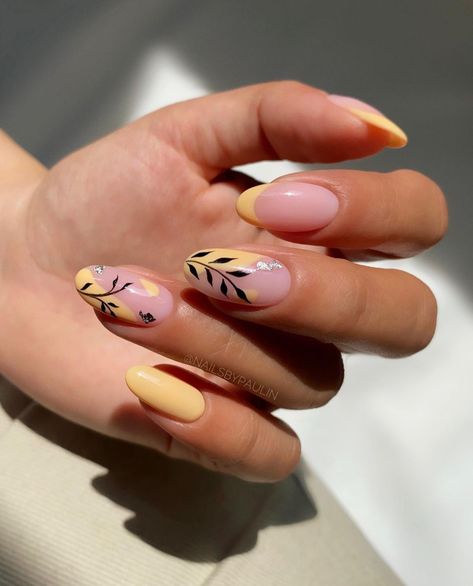 Sunshine Nails, Holiday Acrylic Nails, Yellow Nails Design, Ballet Nails, Milky Nails, Asian Nails, Nagel Tips, Ombre Acrylic Nails, Nail Art Designs Summer