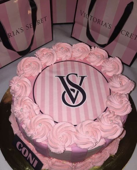 Victoria Secret Cake, Victoria Secret Party, 14th Birthday Cakes, Teen Cakes, 13 Birthday Cake, Birthday Cake Decorating Ideas, Stunning Cakes, Secret Party, Simple Birthday Cake