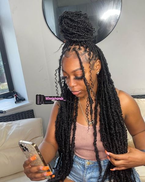 Layered Faux Locs, Locks With Curly Ends, Dreads With Curly Ends, Texture Locs, Natural Locs With Curly Ends, Locs Curly Ends, Faux Locs With Curly Ends, Faux Locs Curly Ends, Locs With Curly Ends