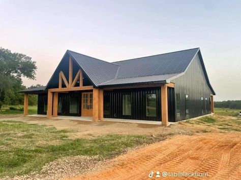 Barndo Porch Ideas, Black Metal Building Homes, Simple Pole Barn Homes, Metal Houses, Shop Houses, Metal Building House Plans, Metal House Plans, Barn House Design, Barn Style House Plans