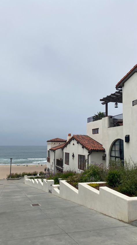 Manhattan beach house view summer aesthetic Beach House View, Manhattan Beach Homes, Beach View House, House View, Beach Homes, Manhattan Beach, House Inspo, Summer Aesthetic, Beverly Hills