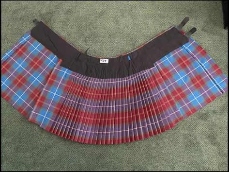 Zimski Outfit, Kilt Outfits Women, Kilt Pattern, Tactical Kilt, Tailored Fashion, Kilt Outfits, Fair Outfits, Scottish Kilts, Tartan Kilt