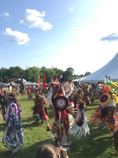 https://flic.kr/p/2hu2qYd | Ottawa Summer Solstice Indigenous Festival and International Competition Pow Wow | Grand Entry Pow Wow Aesthetic, Different Cultures Aesthetic, Indigenous Culture Aesthetic, Indeginous Day, Powwow Aesthetic, Character Mapping, Cree Culture, Native American Aesthetic, Indigenous Canada